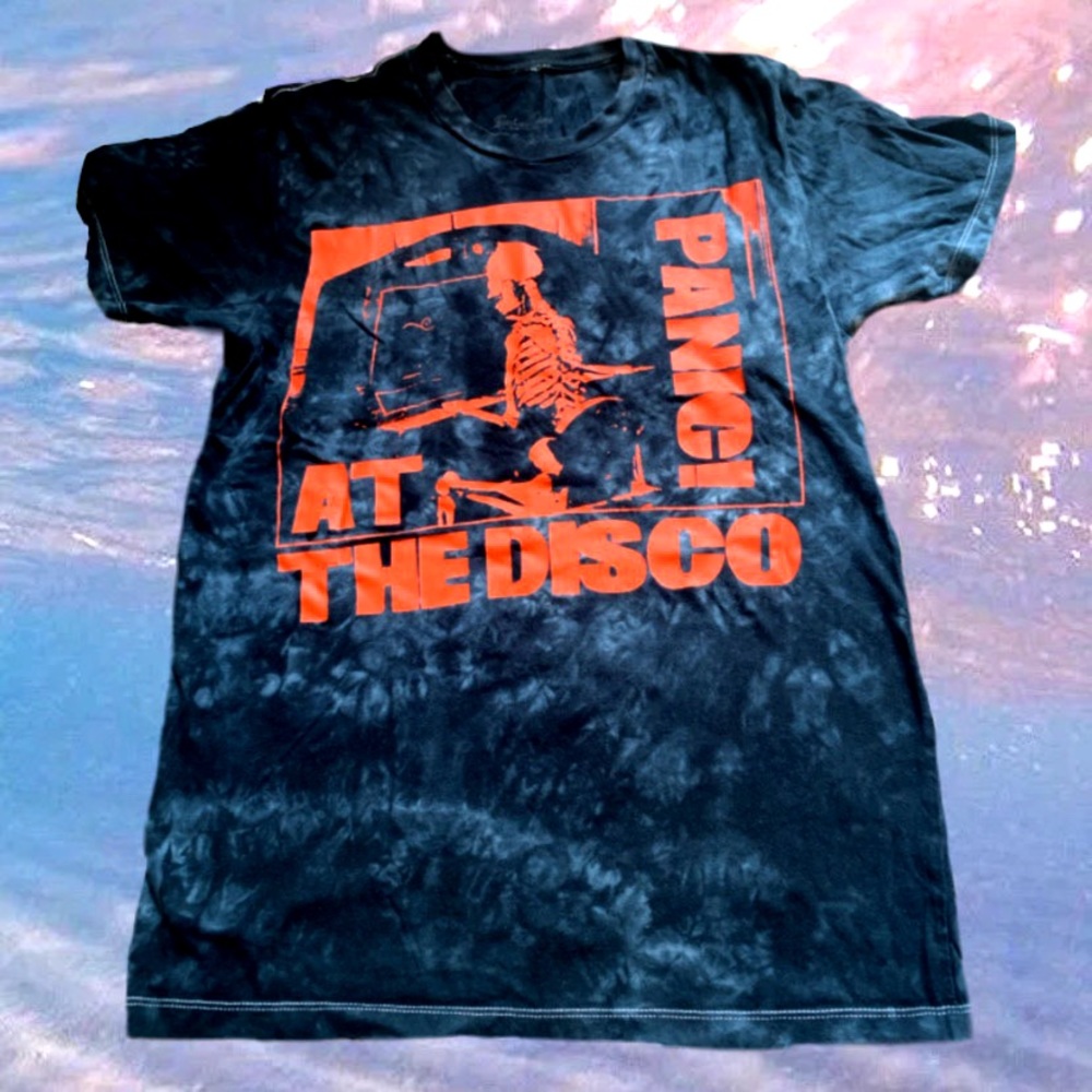 panic! at the disco tee